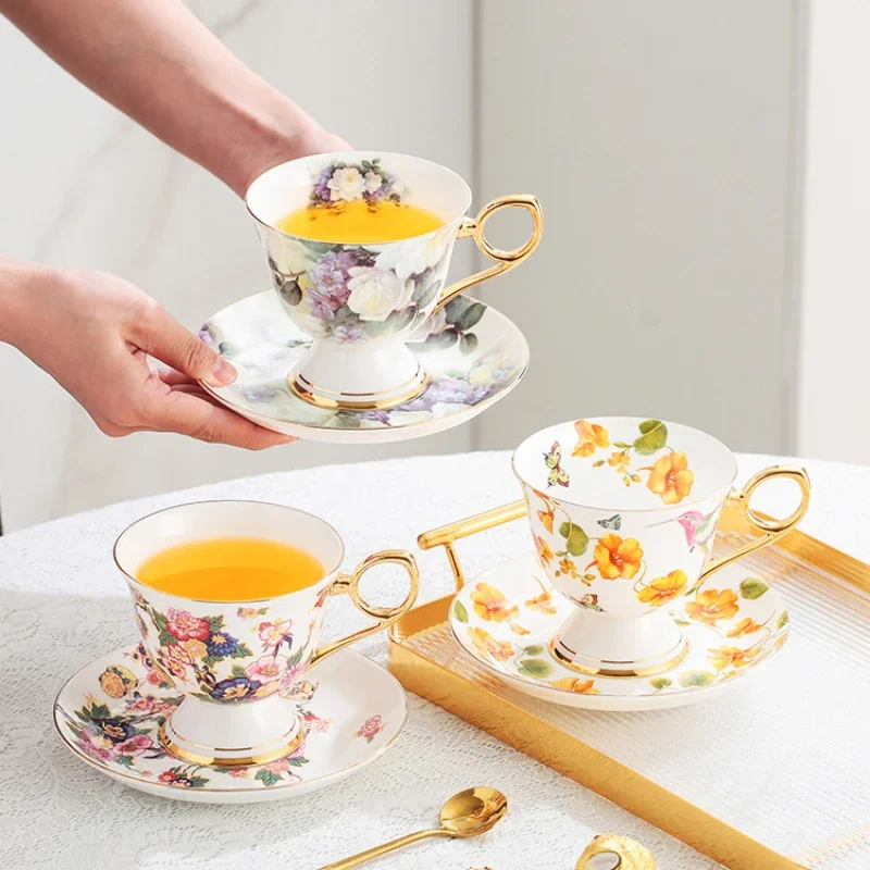 Nordic Painted Flowers Coffee  - Celadon Ceramic Cup 评论和价格